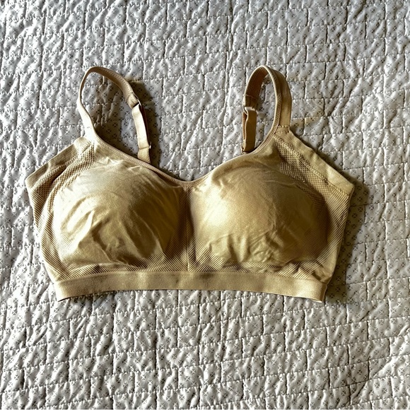 3/$15 Large beige bra see photos for details - Picture 2 of 5